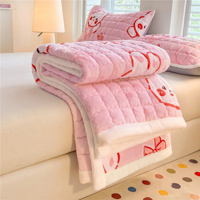 Velvet Comfort Thicken Mattress Topper – Soft Quilted Bed Mat for Winter Warm Beds