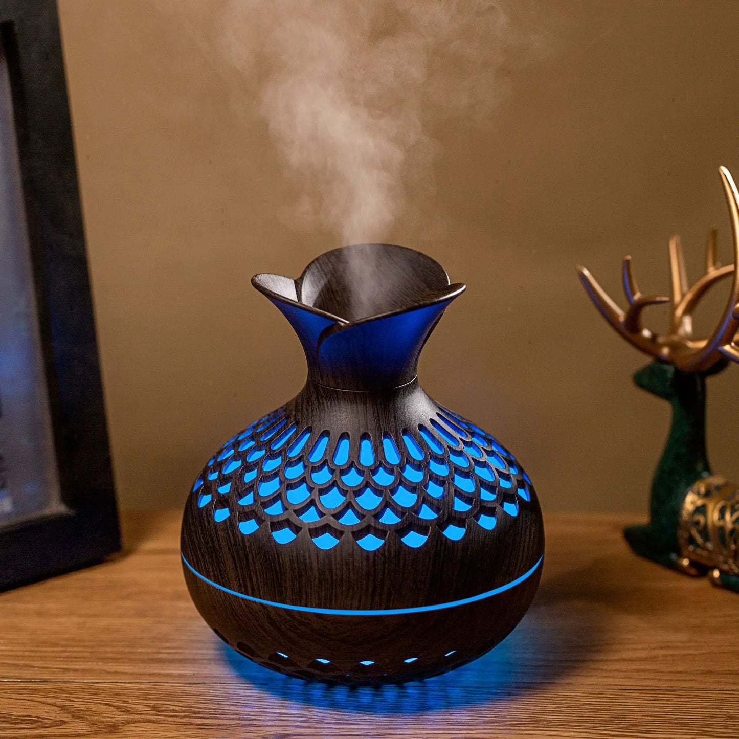 Mini Wood Grain Aroma Diffuser – LED Humidifier