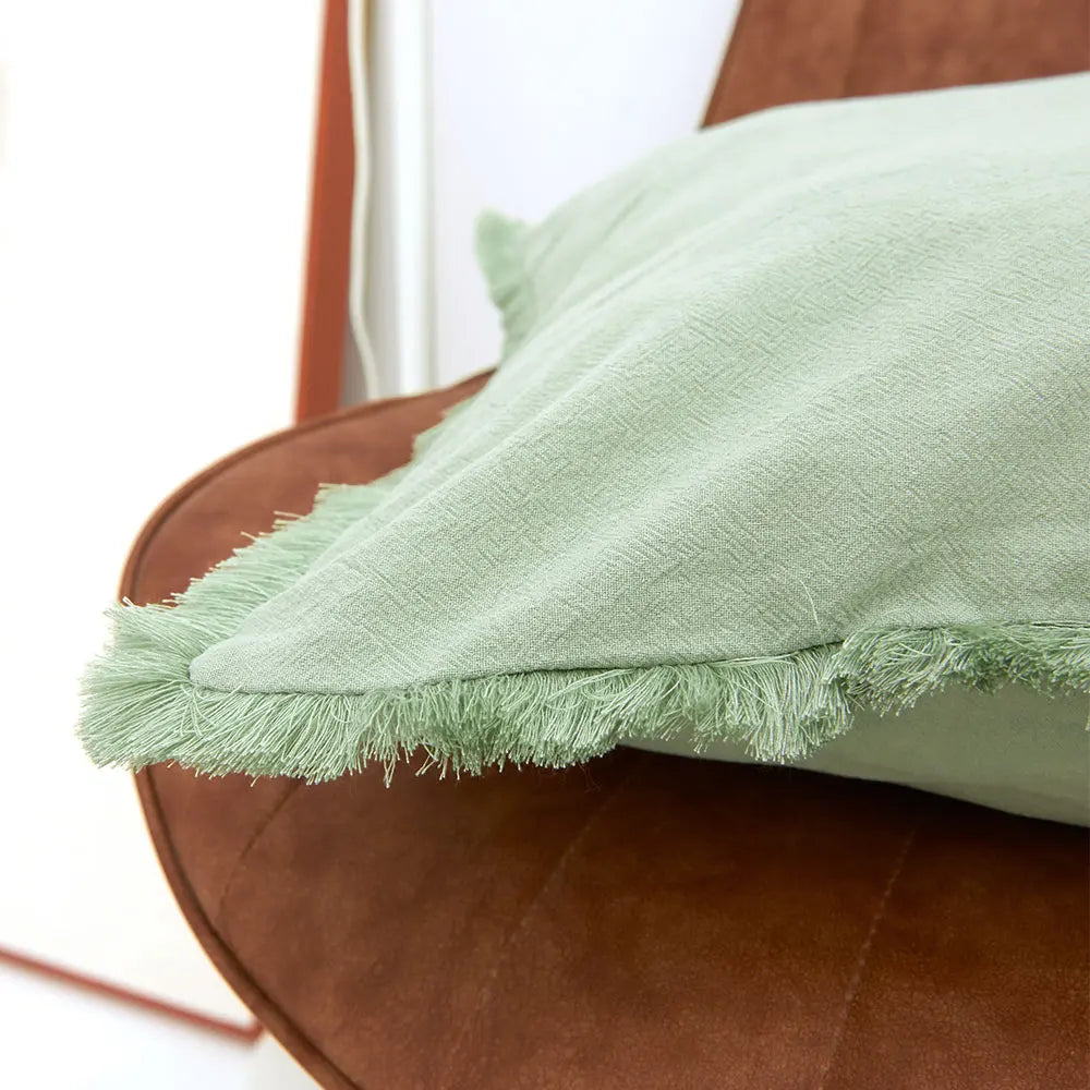 Tassel Charm Cushion Cover – Boho Chic Decor