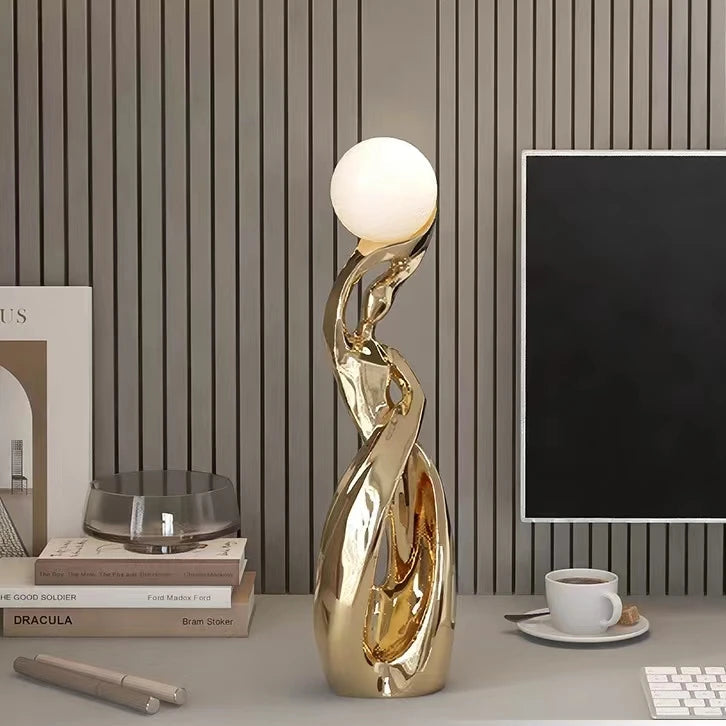 Modern Abstract Decorative Sculpture – Contemporary Art Decor