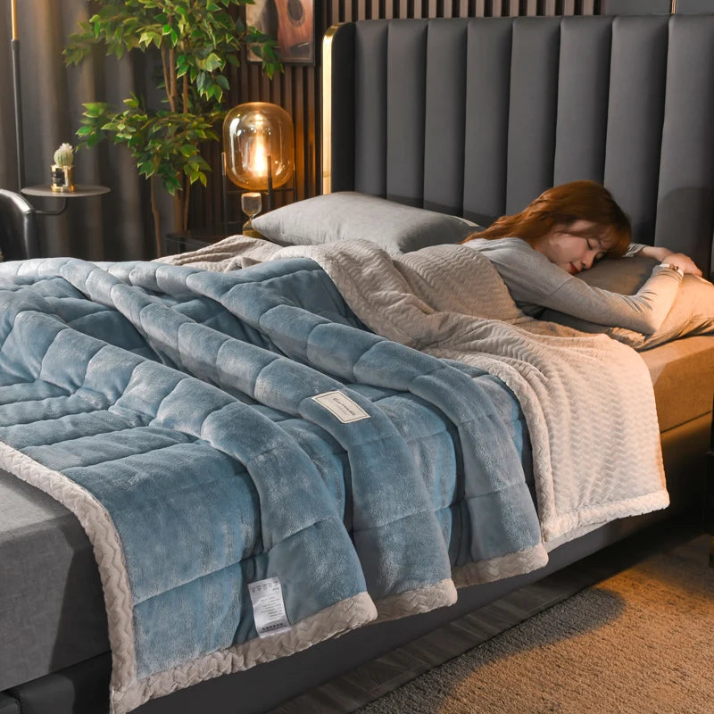 Coral Fleece Thick Blanket – Autumn/Winter