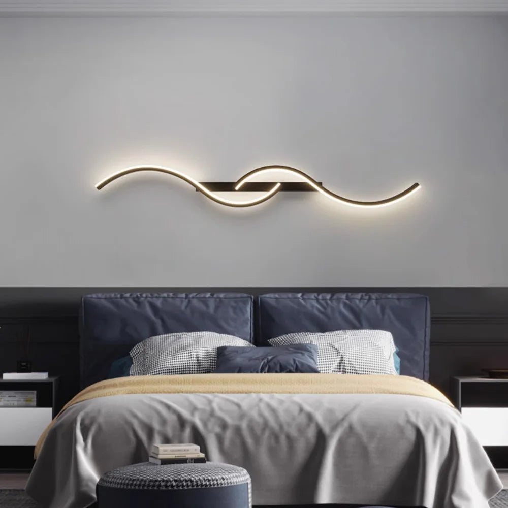 AuraLine Wall Lamp – Minimalist Ambient Lighting