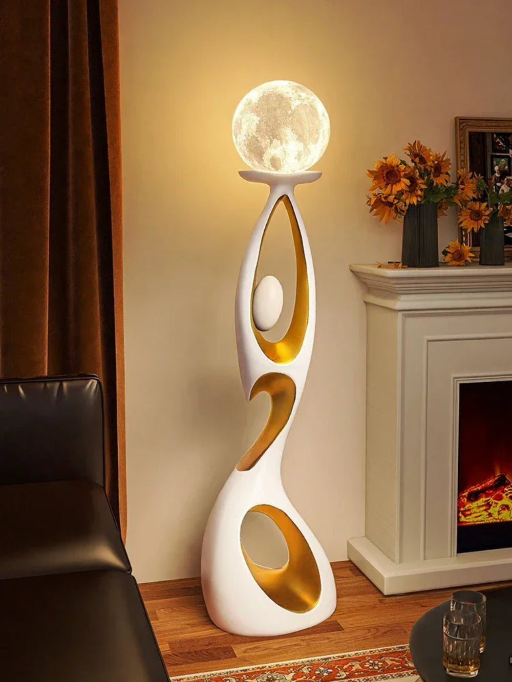 Abstract Dancing Figures Sculpture – Nordic Modern Decor