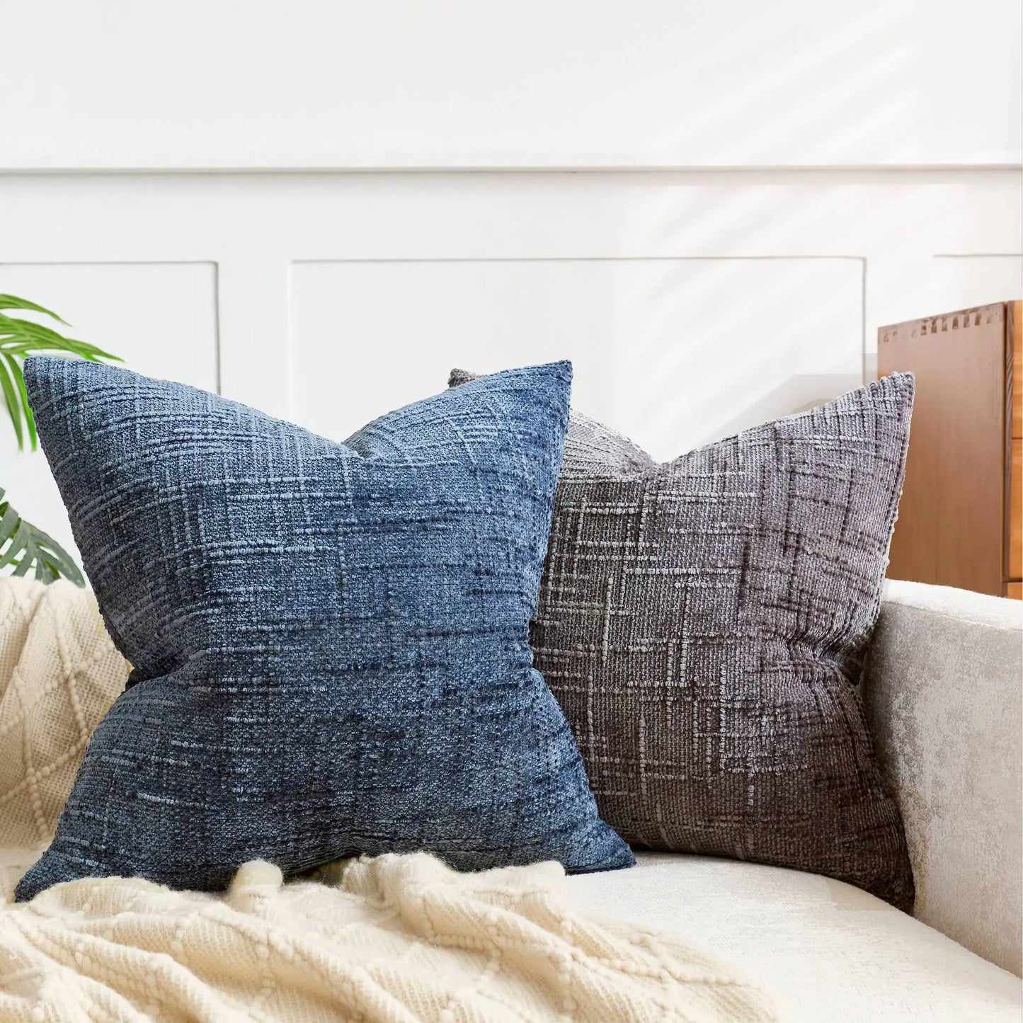 Chenille Cushion Cover – Bamboo Texture Minimalist Decor