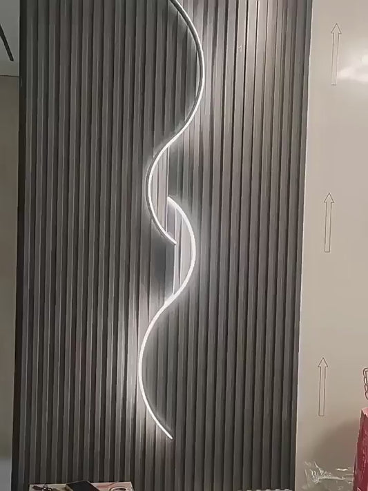 AuraLine Wall Lamp – Minimalist Ambient Lighting
